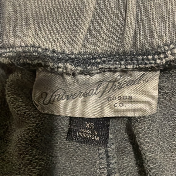 Blue comfy lounge shorts - Picture 3 of 4